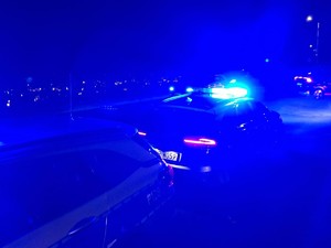 policjanci podczas pracy w pobliżu cmentarzy w czasie akcji Wszystkich Świętych