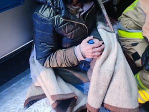 na zdjęciu widać sylwetkę odnalezionej kobiety